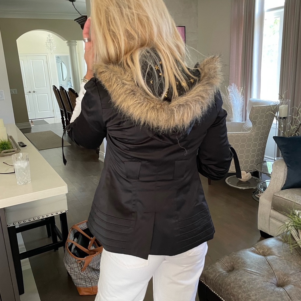 Guess Jacket - Picture 11 of 13